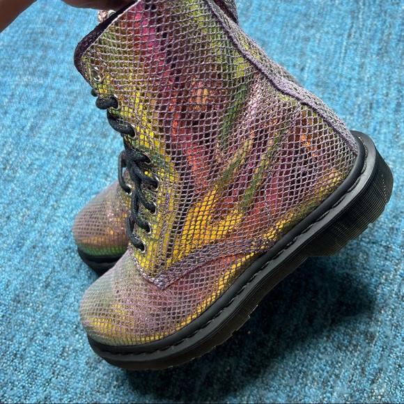 Dr. Marten Pascal Combat Boots in Violet Mirror Iridescent Mermaid - Picture 4 of 8